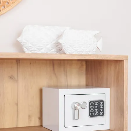 아파트호텔 Sensi 니키티